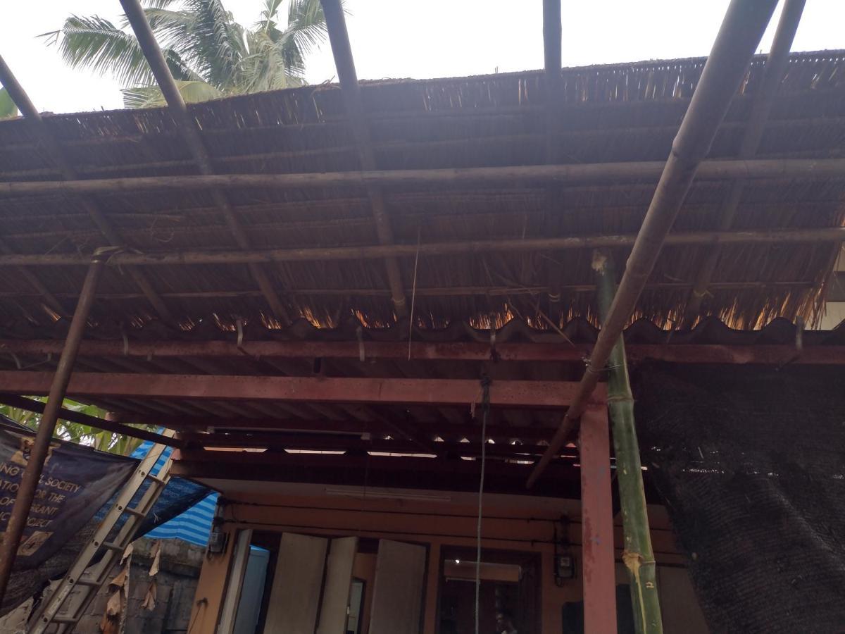 Mae Sot Commune Luaran gambar