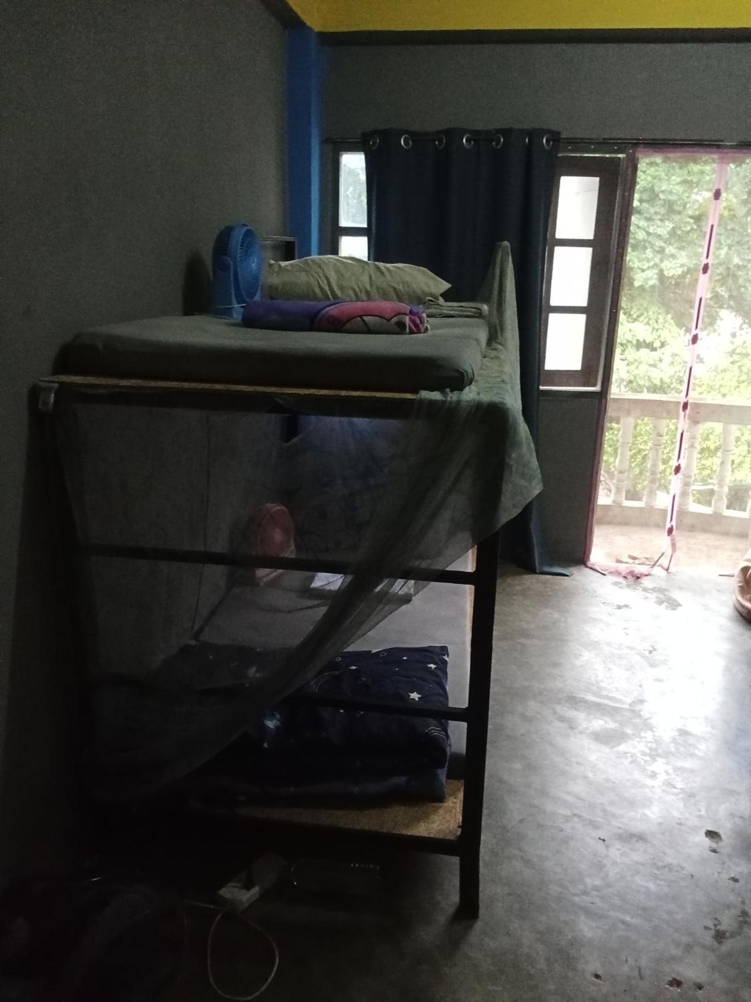 Mae Sot Commune Luaran gambar