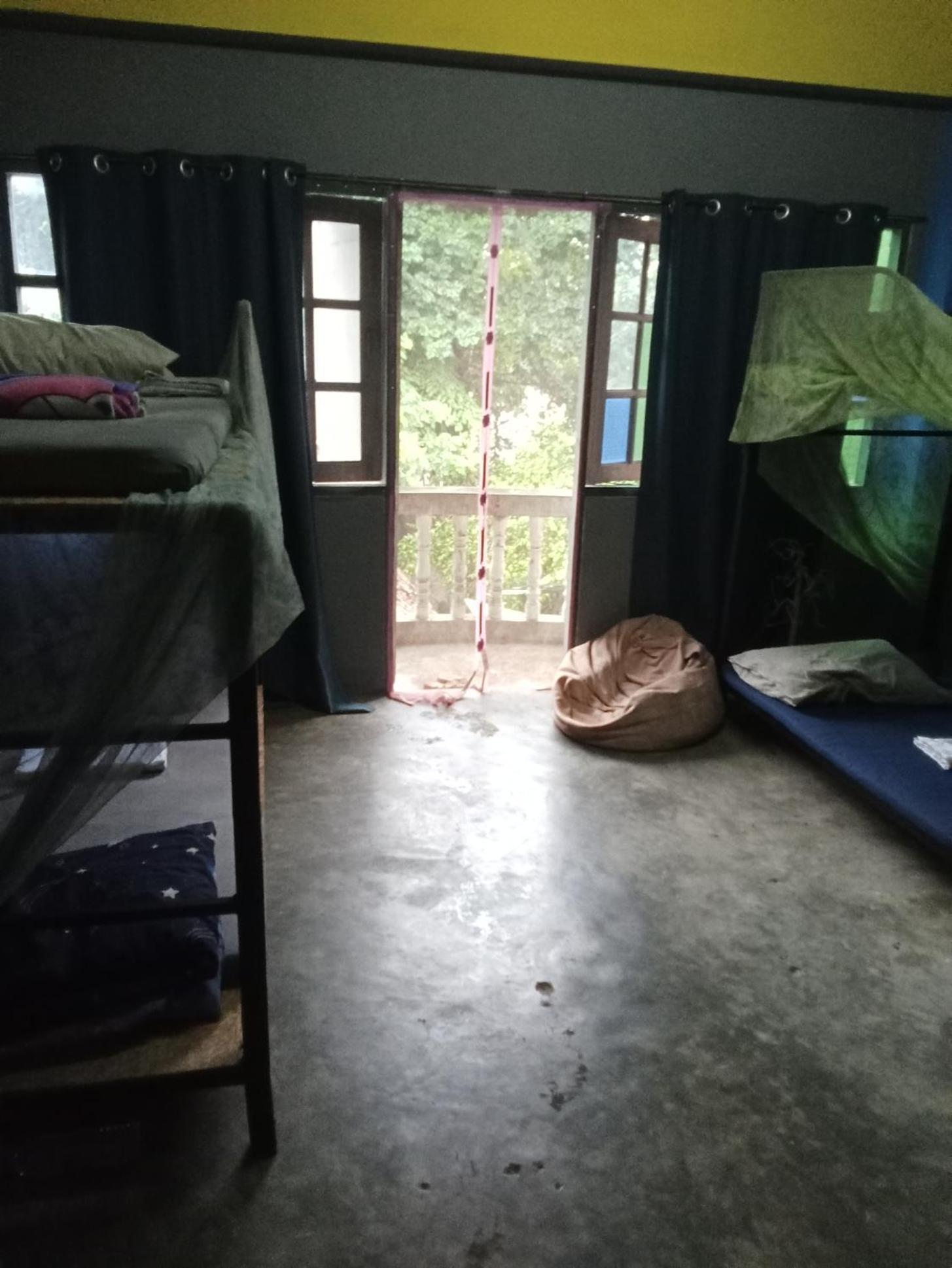 Mae Sot Commune Luaran gambar