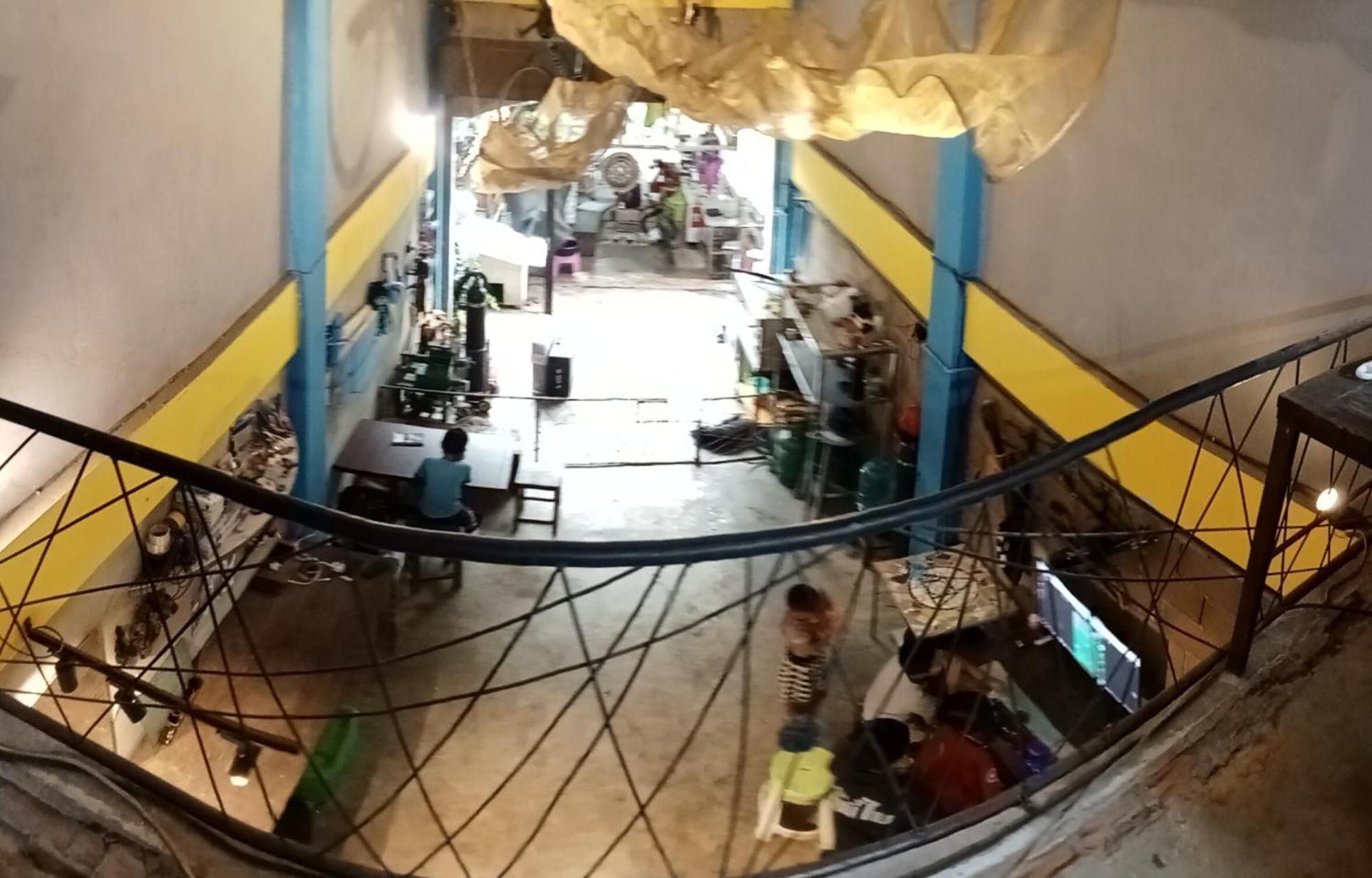 Mae Sot Commune Luaran gambar